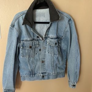 Vintage Jean Jacket cotton with corduroy collar. Excellent condition. M
